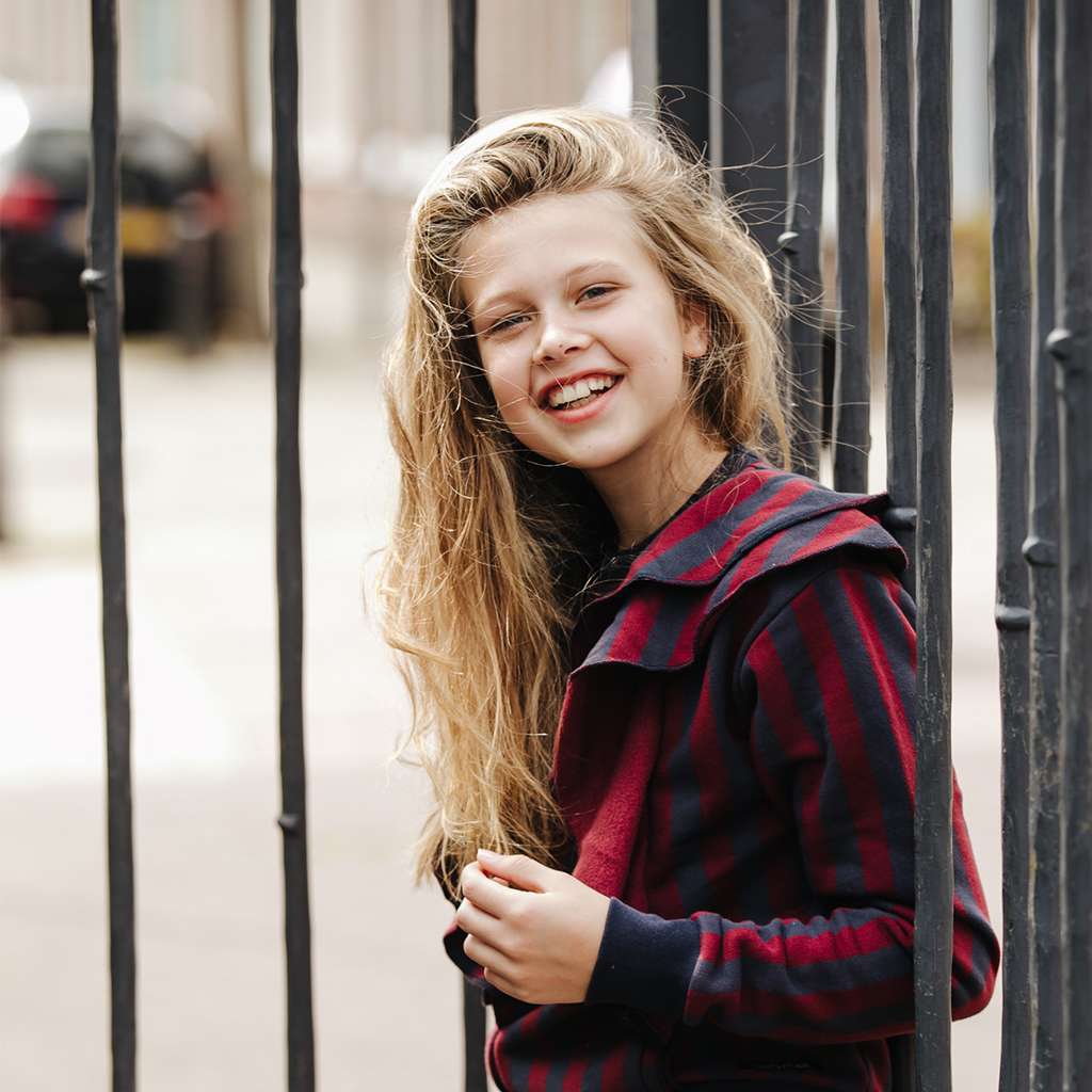 DE EYE-CATCHER SWEATER VAN FLO