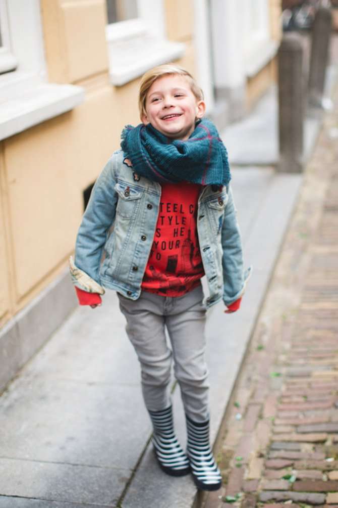 SEM IN COOLE OUTFIT