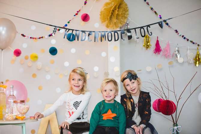 FEESTELIJKE KINDERKLEDING