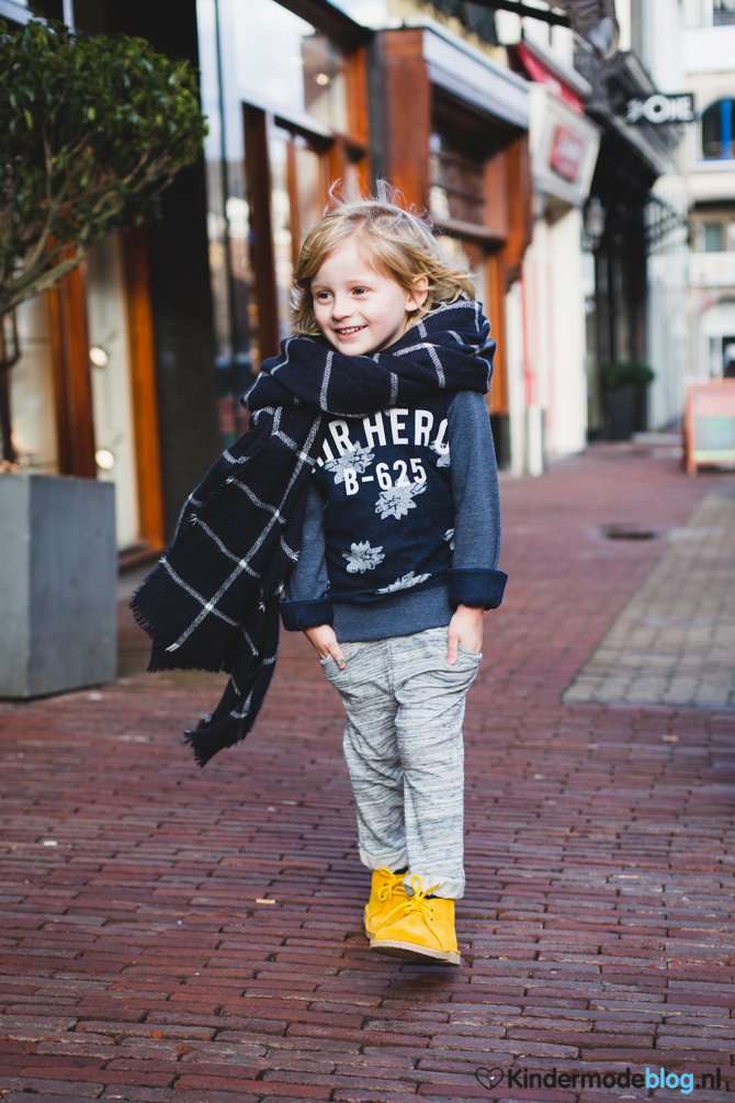 KICK MET SUPERLEUKE TRUI