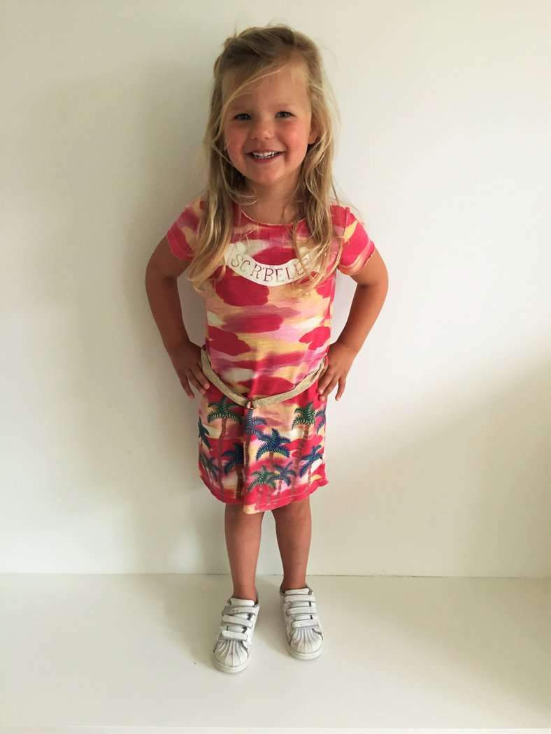 DE VERJAARDAGSOUTFIT VAN JULIE