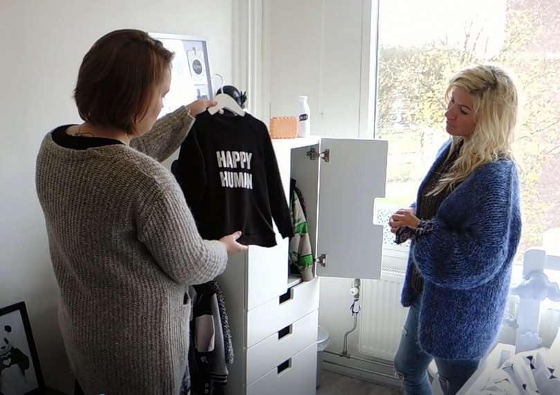 AFLEVERING 1 VAN KINDERMODEBLOG TV: IN DE KAST VAN