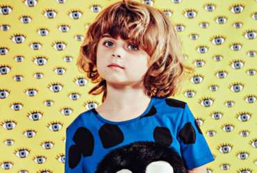 EEN STOERE OUTFIT MET EEN KNIPOOG