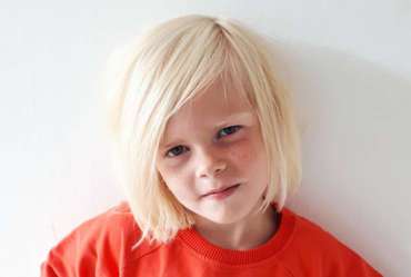 DE SALE SCORES VAN MARTHA!