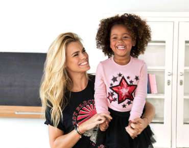 NICOLETTE VAN DAM LANCEERT EIGEN COLLECTIE MET SHOEBY