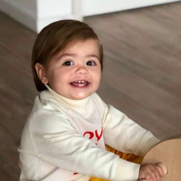 JUNES IN GAVE OUTFIT MINI RODINI