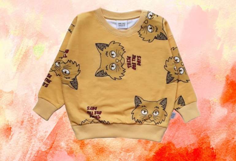 MUSTHAVE SWEATER