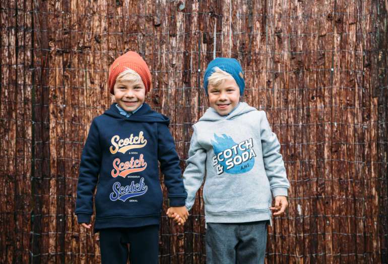 REIN & MAAS; BACK TO SCHOOL MET KIXX ONLINE