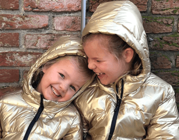 DIT IS DE NIEUWE WINTERJAS VAN JULIE EN PHILEINE