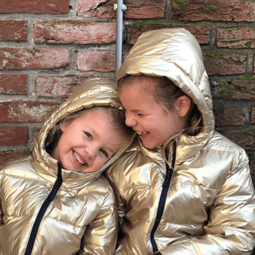 DIT IS DE NIEUWE WINTERJAS VAN JULIE EN PHILEINE