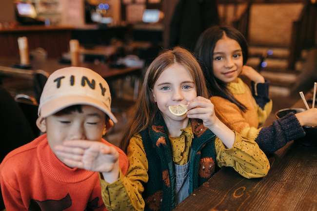 SNEAKPEAKS NIEUWE COLLECTIE TODDLERS AND TEES