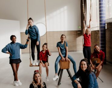 5X GAVE TIENERMODE MERKEN VOOR GIRLS